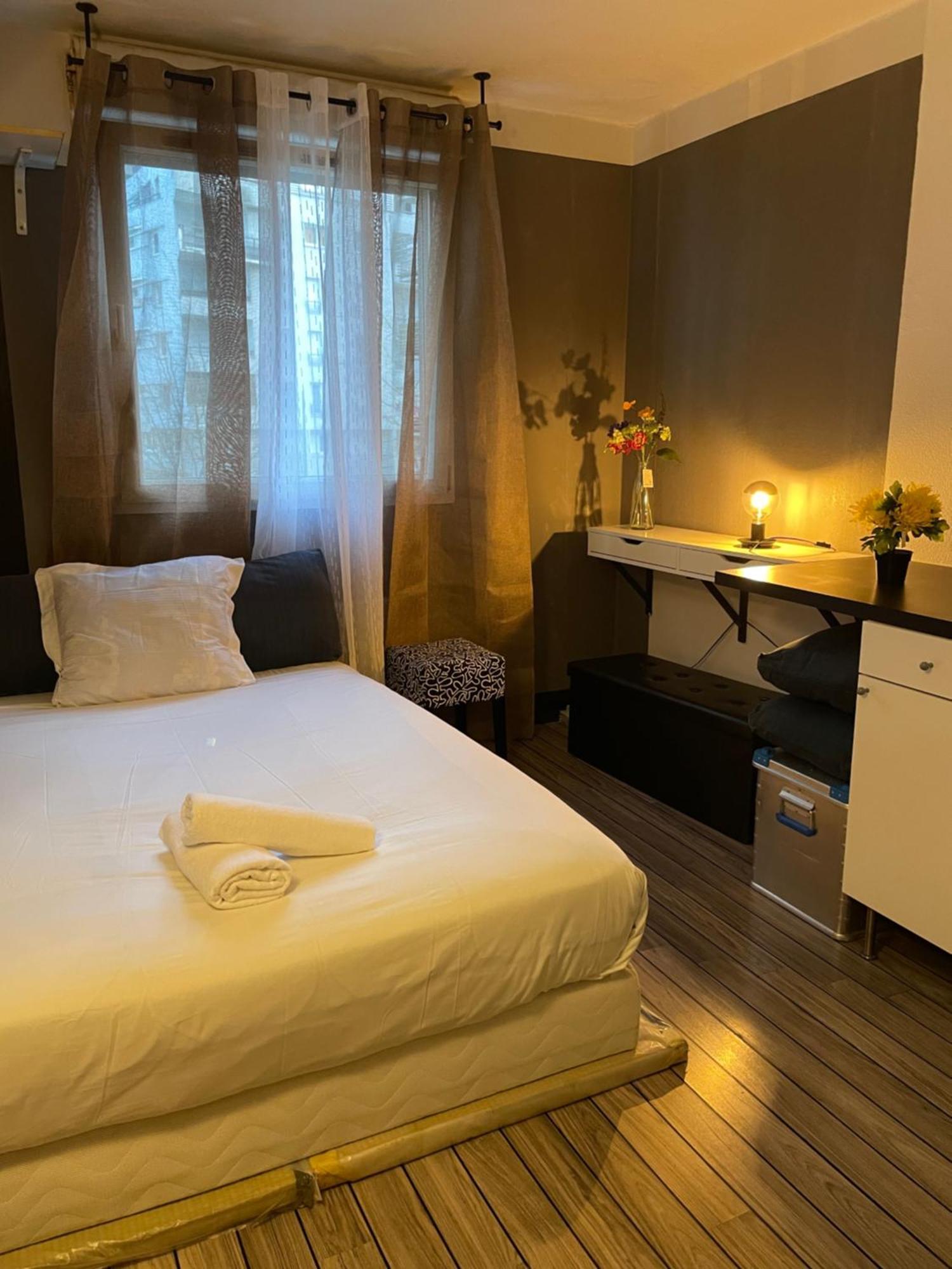 Comfortable Studio In Clichy Exterior foto